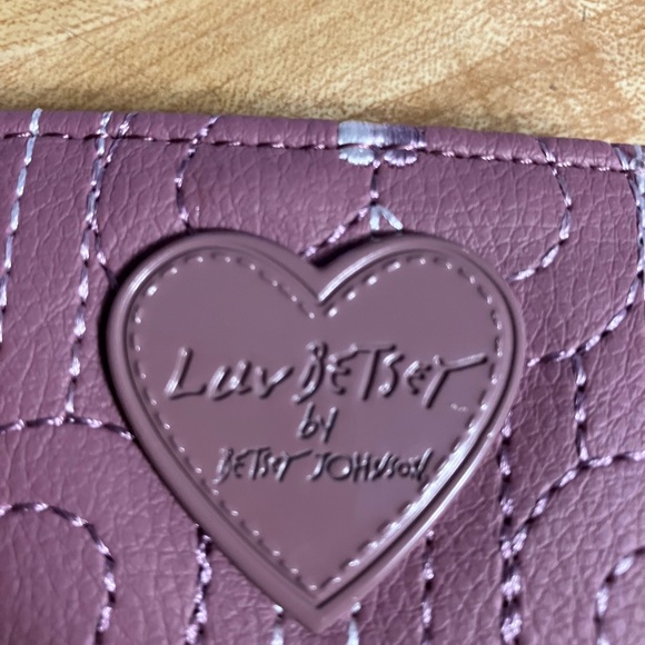 🌸Betsey Johnson Wallet - Picture 5 of 5